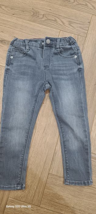 Джинсы для девочки