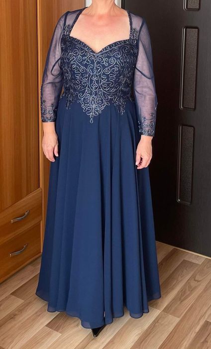 Vand rochie de seara