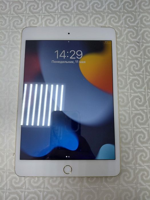 iPad mini 4 128gb Gold Sim