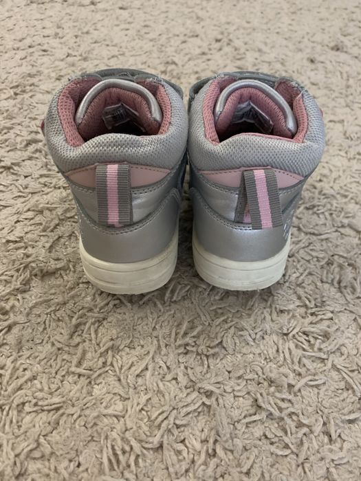 Ботиночки продам 27 размер