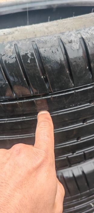 Michelin Pilot   285 45 R22
