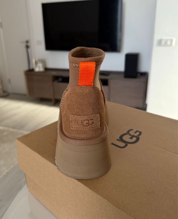 Ugg mini marimea 37