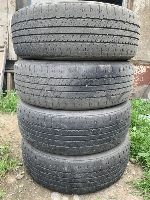 225/65/17 комплект резины