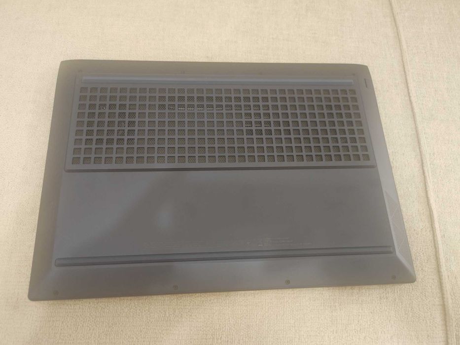 HP Victus 16 - чисто нов