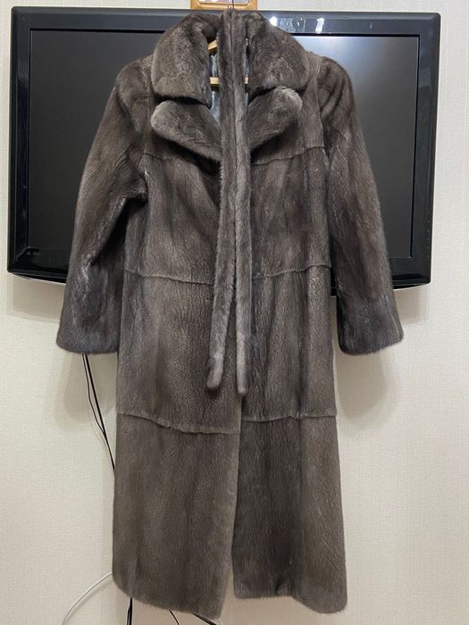 Продаю шубу норковую