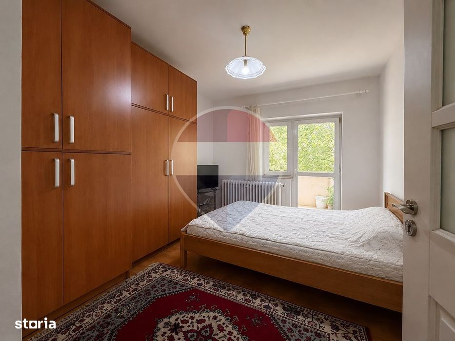 Apartament 3 camere vânzare în zona Capitol Constanta vedere la mare