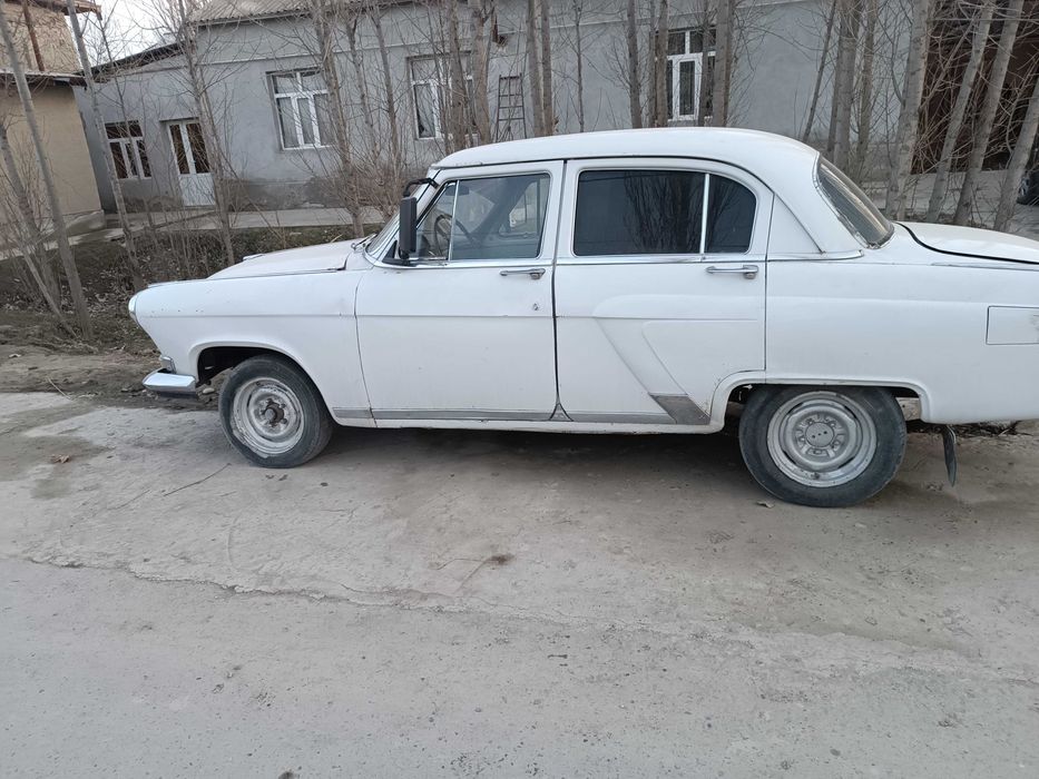 Волга газ 2141 Сотилади