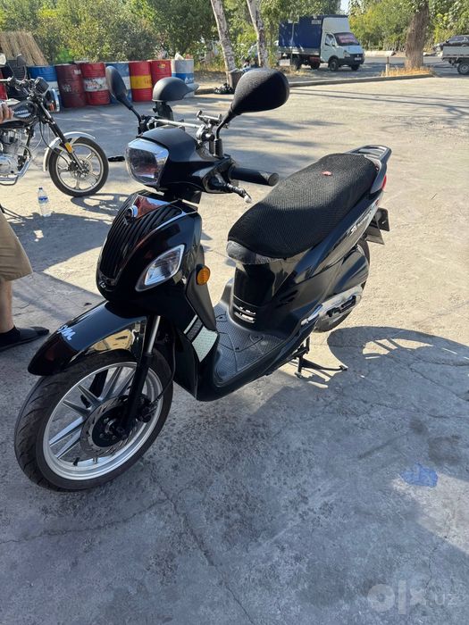 Продам скутер SYM