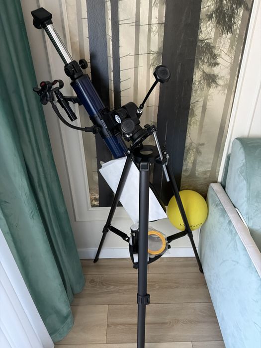 Telescop astronomic Bresser cu montură ecuatorială