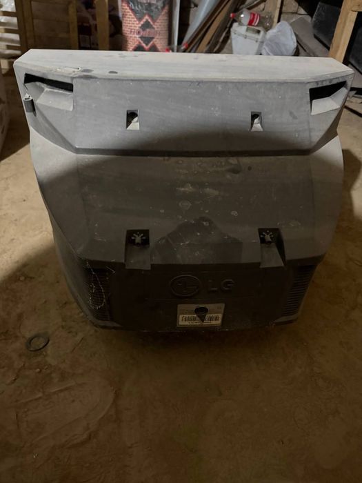 Lg telvizor holati yaxwi