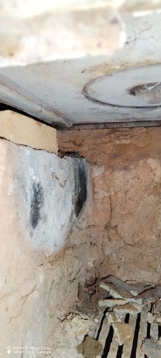 Vând sobă teracotă cu plită