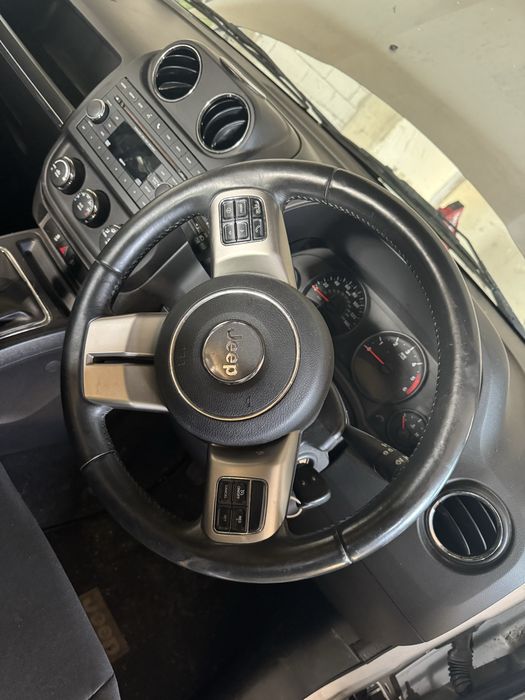 Volan cu airbag jeep compass 2011