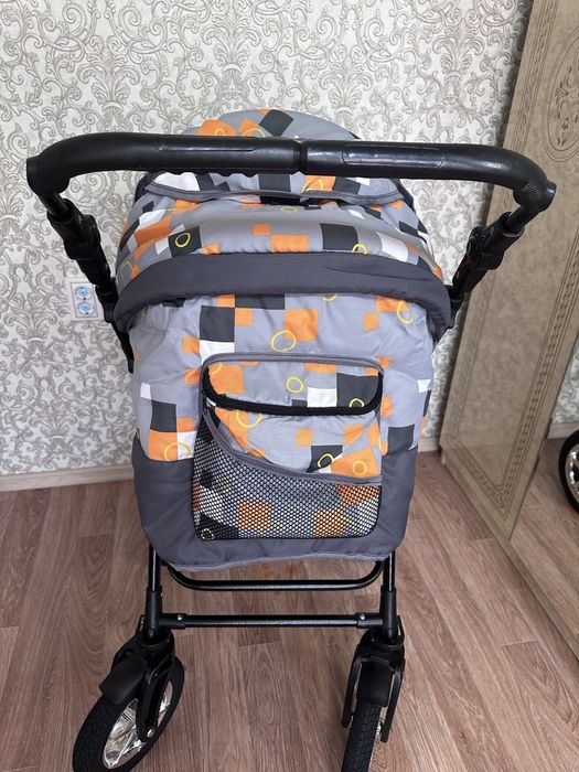 Продам детскую коляску