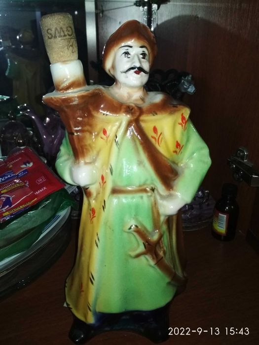 Сувениры статуэтки