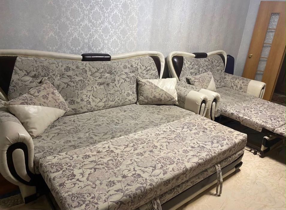 Продам диван хороший