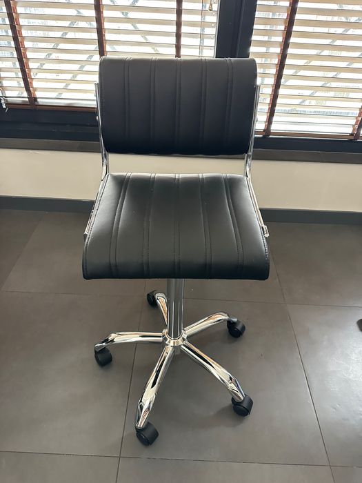 Бар стол на колелца City с 24м гаранция и безплатна доставка до офис