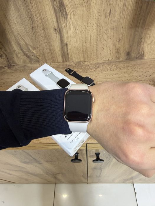 Apple Watch SE | kapashev mobile