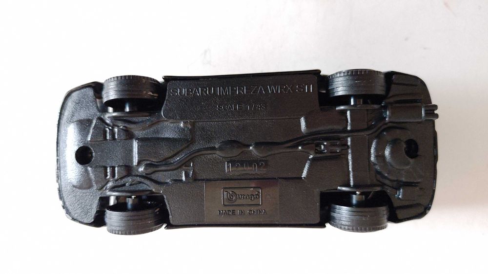 Метални колички Bburago в Мащаб 1:43