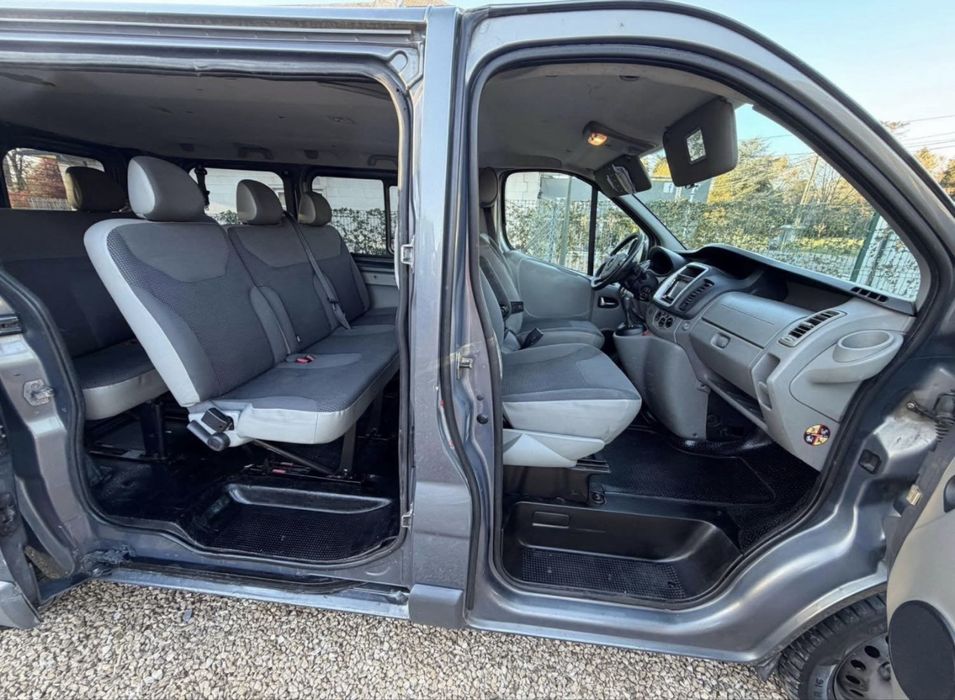 Vand Opel Vivaro / 8+1 Locuri/ 2.0 CDTI  / AUTOMAT / 2014 EURO 5