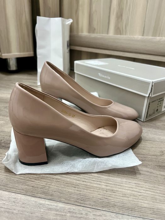 Новые туфли за 2000