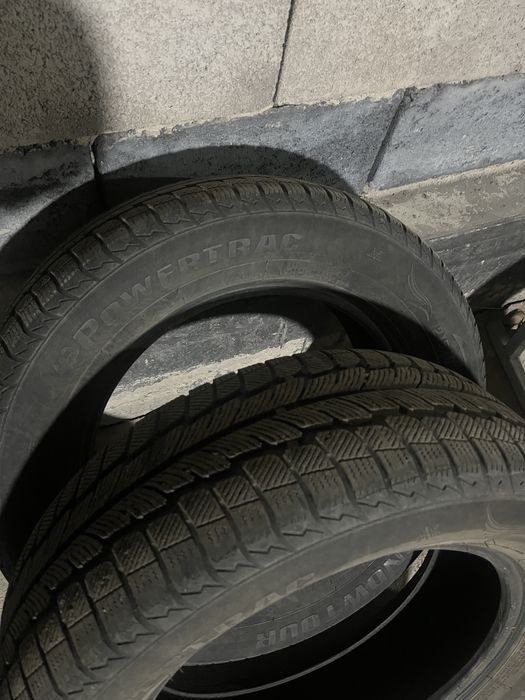 Зимний шины 2 пары в хорошес состояний на пару сезонов