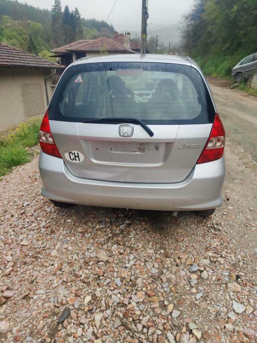 Honda Jazz 1.4 На части зимни гуми