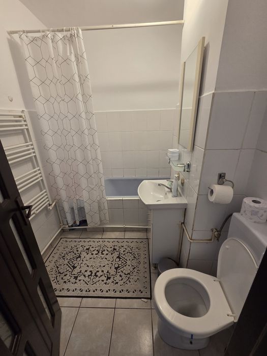 Garaoniera Pacurari de inchiriat