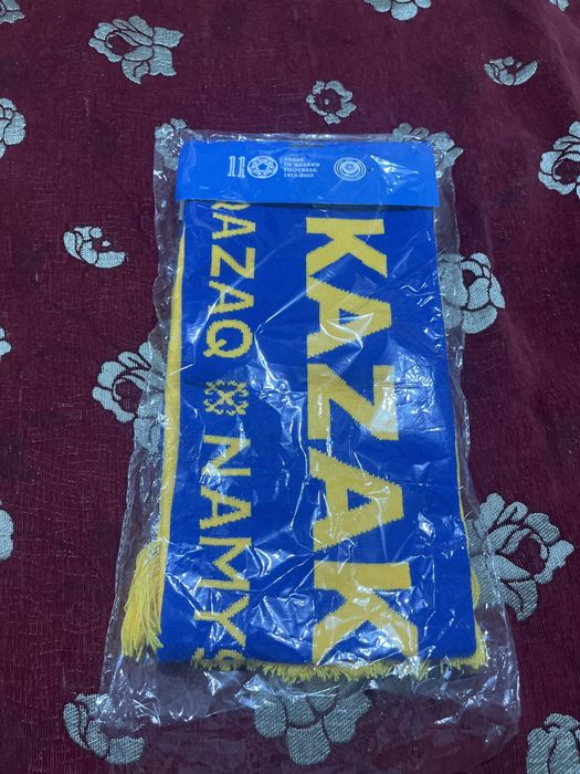 Продам шарф сборной казахстана новый