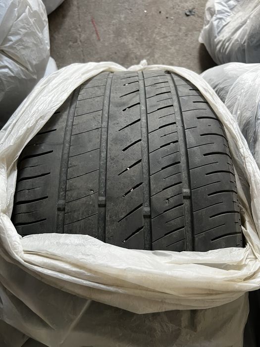 Продам резину по парам