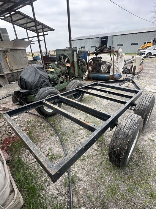 Авто прицеп 2 скатный