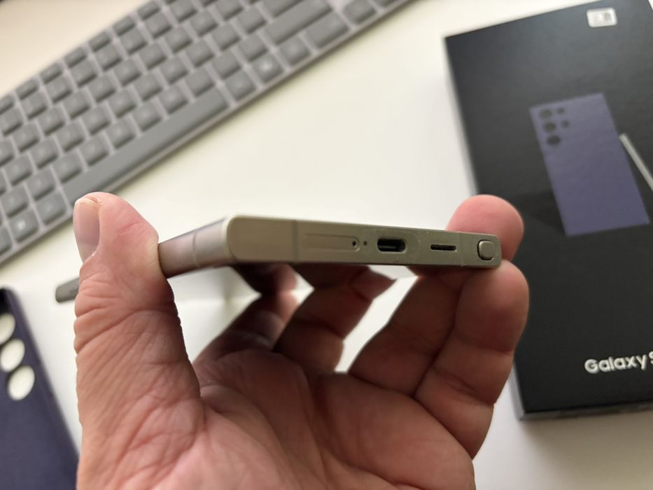 Samsung Galaxy S24 ULTRA titanium violet