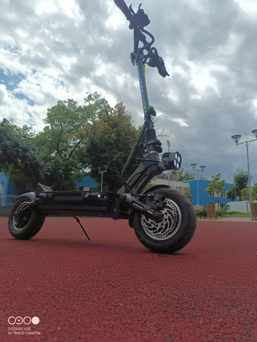 Електрически скутер Dualtron Victor