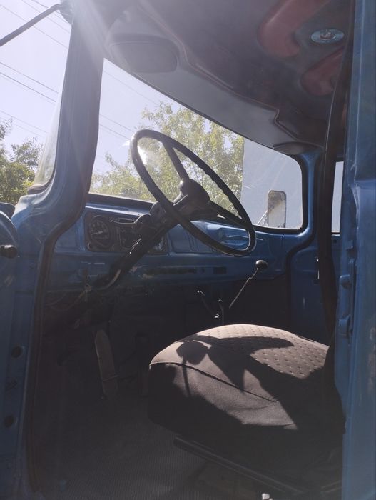 Зил 4502 метан газлари билат самасвал 1988 йил ишлаб чикарилган