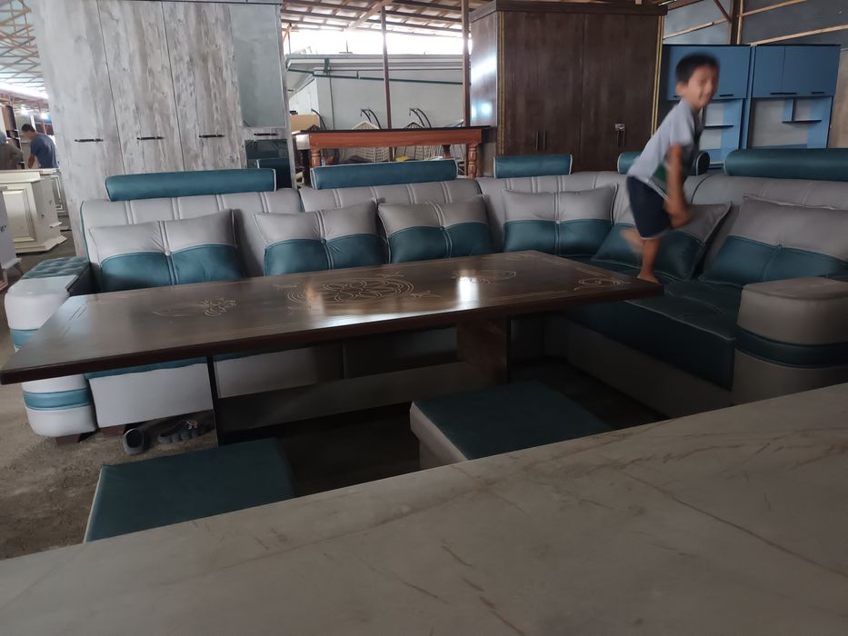 Новая мягкая кухонная мебель