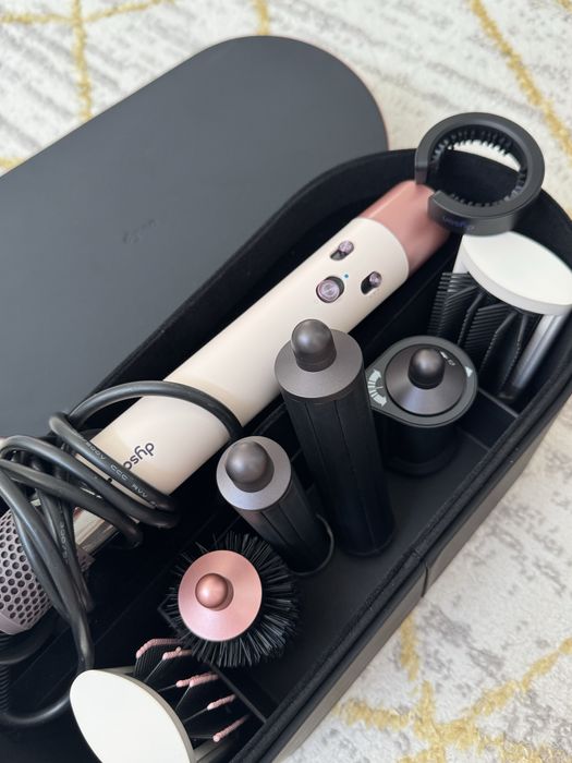 Продам Dyson стайлер