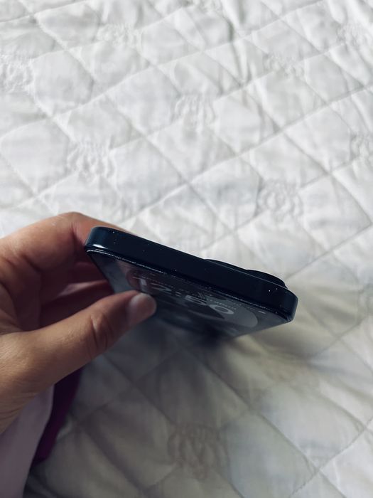 Iphine 15 , 128 гб