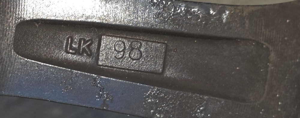 Джанти с гуми 4x98