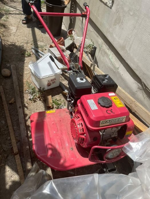 Фреза Raider RD-T03 5.2kW 7HP