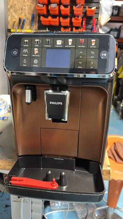 Philips Latte Go 5500 sigilate cu 0 cafele