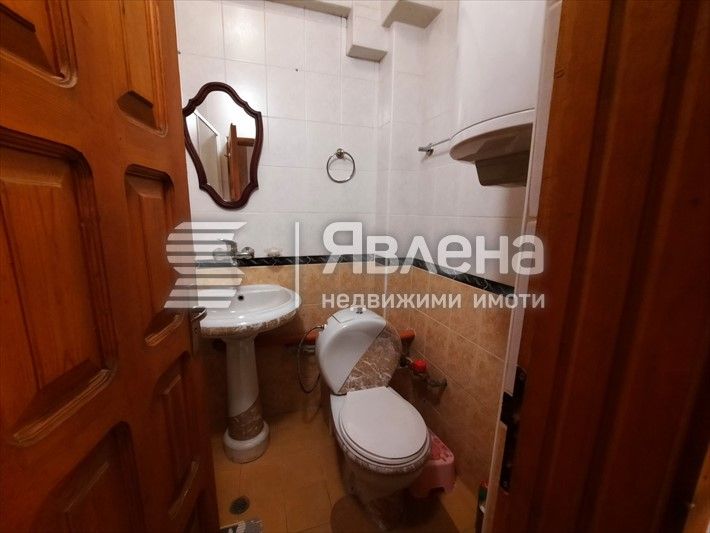 Дава се под наем Двустаен апартамент в Варна, Бриз - 64 кв.м за 435 € - Снимка #7