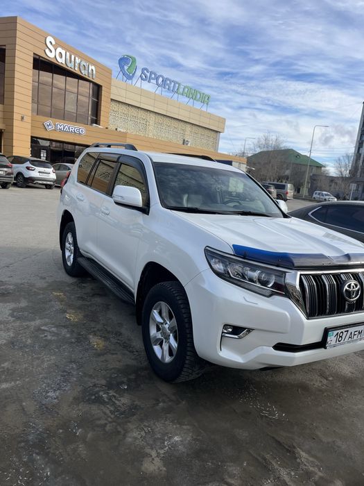 Аренда машина с водителем