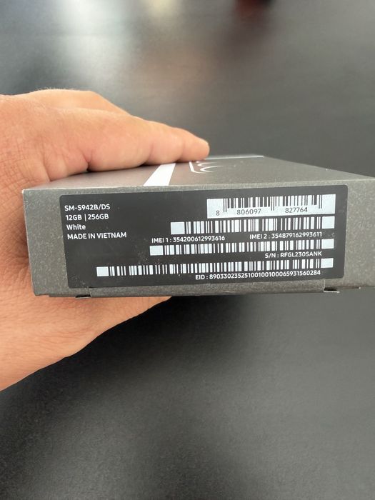 Samsung S26 12 RAM 256GB