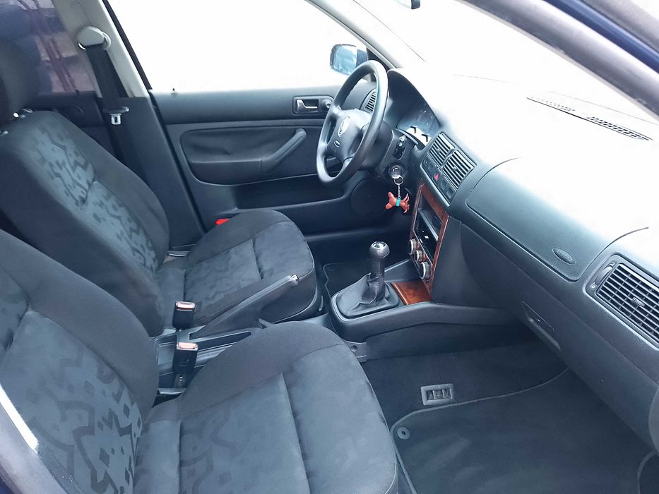 Фолксваген Голф 4 1.4 16v Климатик нов внос Германия Webasto печка