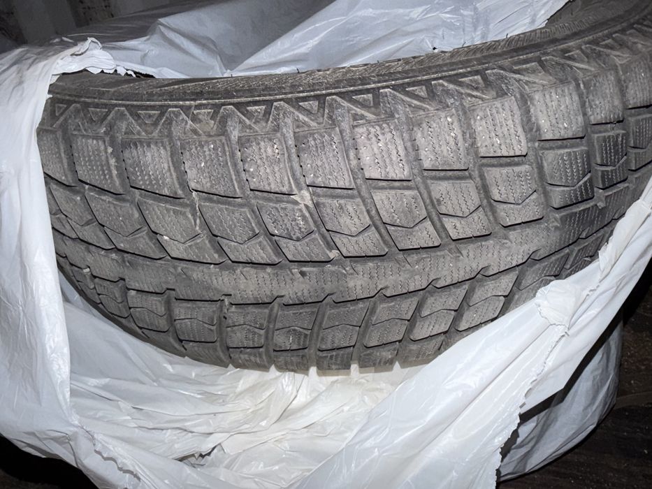 Продается шины 245/65r17
