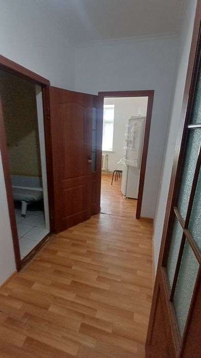 Екі бөлмелі пәтер сатылады Жаңа үйде қызыл кірпіштен тұрғызылған