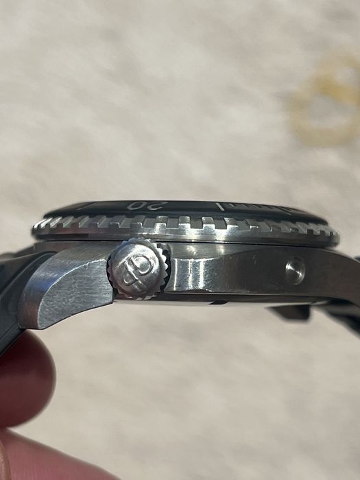 Girard Perregaux SeaHawk 2 часовник в отлично състояние