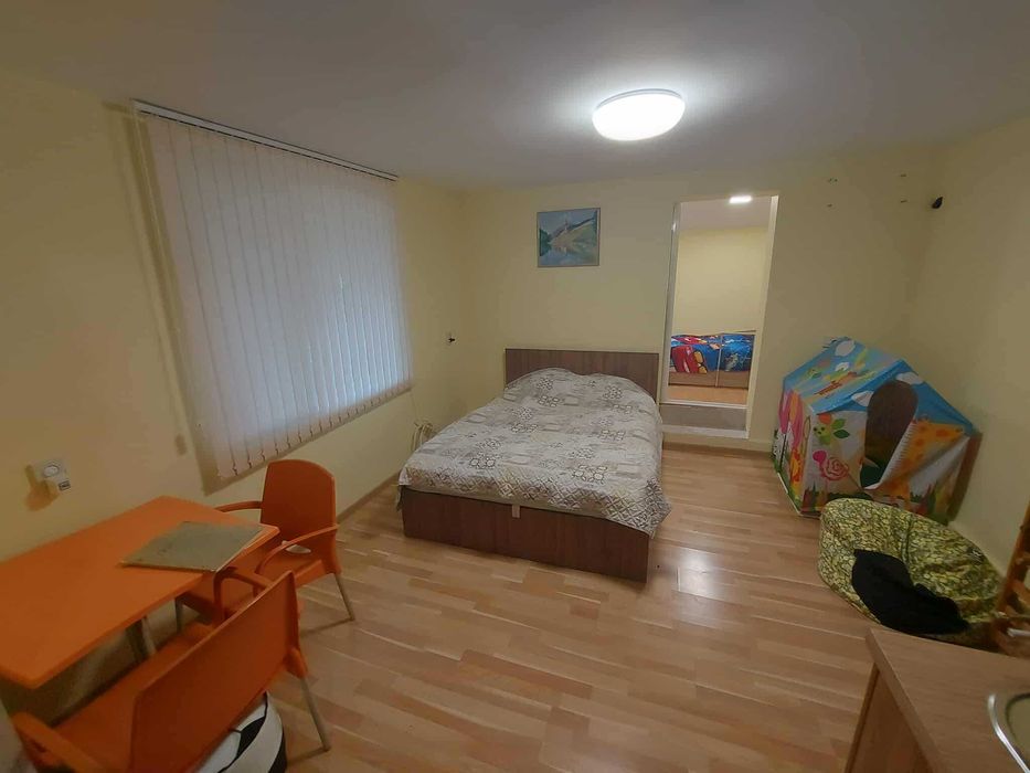Продава се Къща в Търговище, Вилна зона - 100 кв.м за 424 €/кв.м - Снимка #3