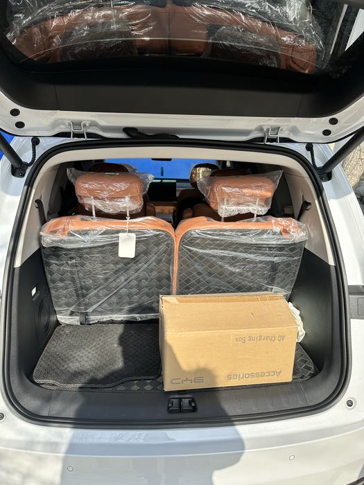 Продаётся Leapmotor C16 гибрид 2024