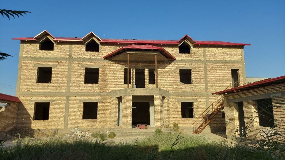 Pilita pishgan g'ishtan qurilgan