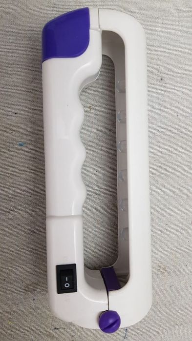 Продам UV лампу новую